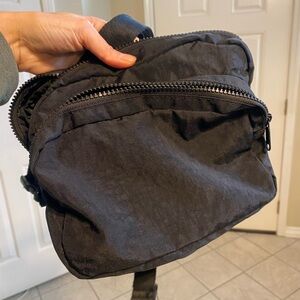 Baggu black bag Fanny pack